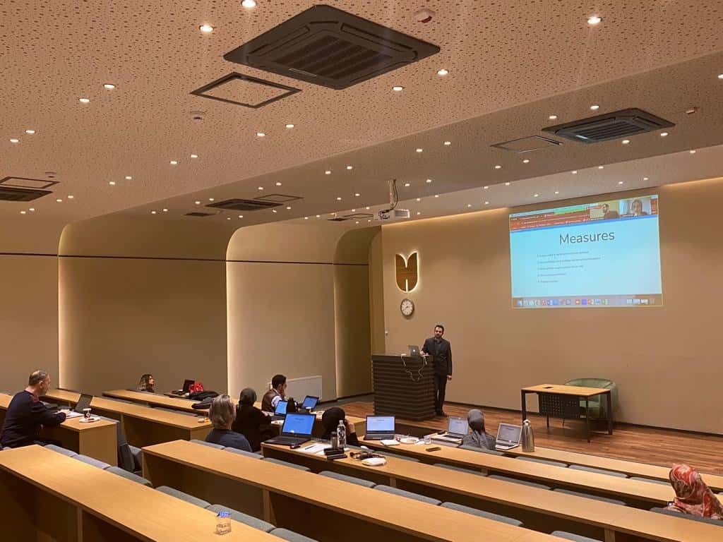 "An Educational Workshop on Supporting Teaching and Learning Processes Through Artificial Intelligence" was held.