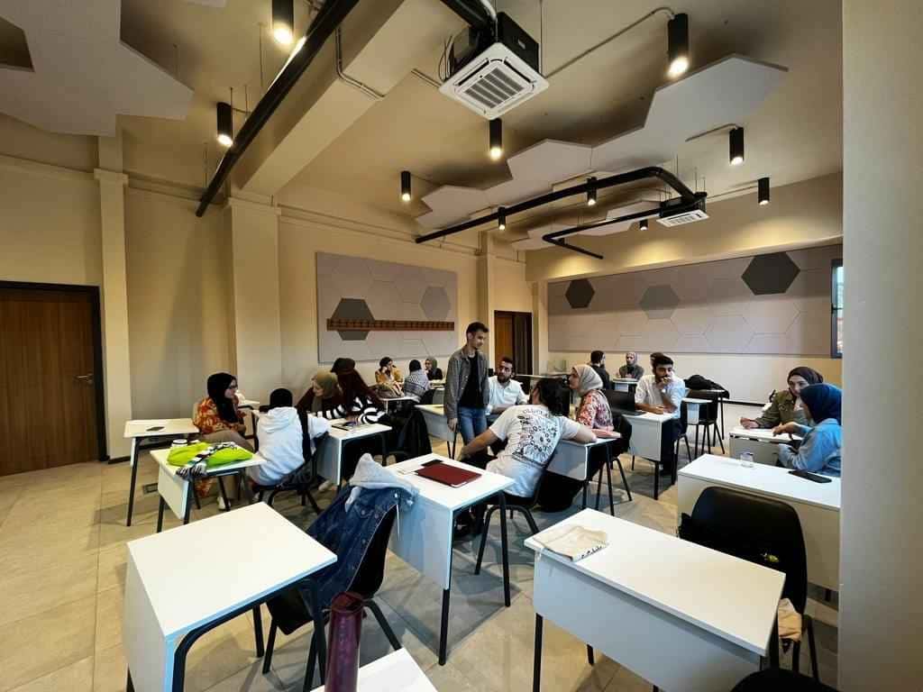 Dijital ve Aktif Öğrenme ile Akran Arabuluculuğu Atölyesi Gerçekleştirildi