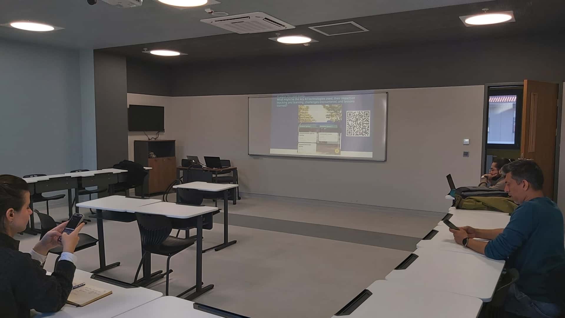Yapay Zeka ve Dijital Araçlarla Eğitim Semineri Düzenlendi